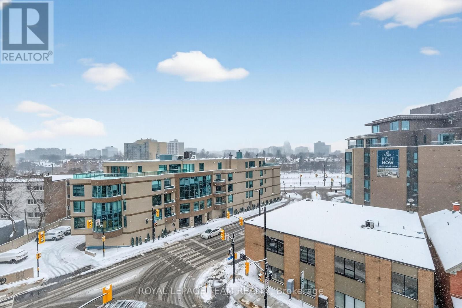 306 - 29 Main Street, Ottawa, ON - Outdoor