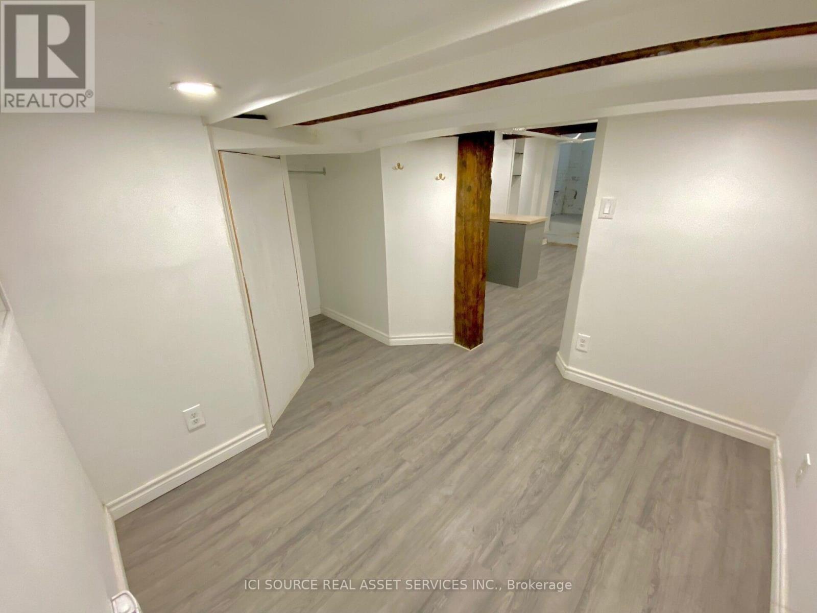 6 - 486 Clinton Street, Toronto, ON - Indoor