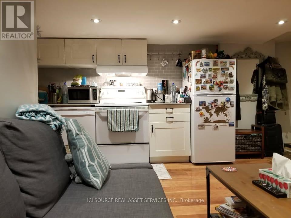 Basement - 29 Via Italia, Toronto, ON - Indoor Photo Showing Kitchen