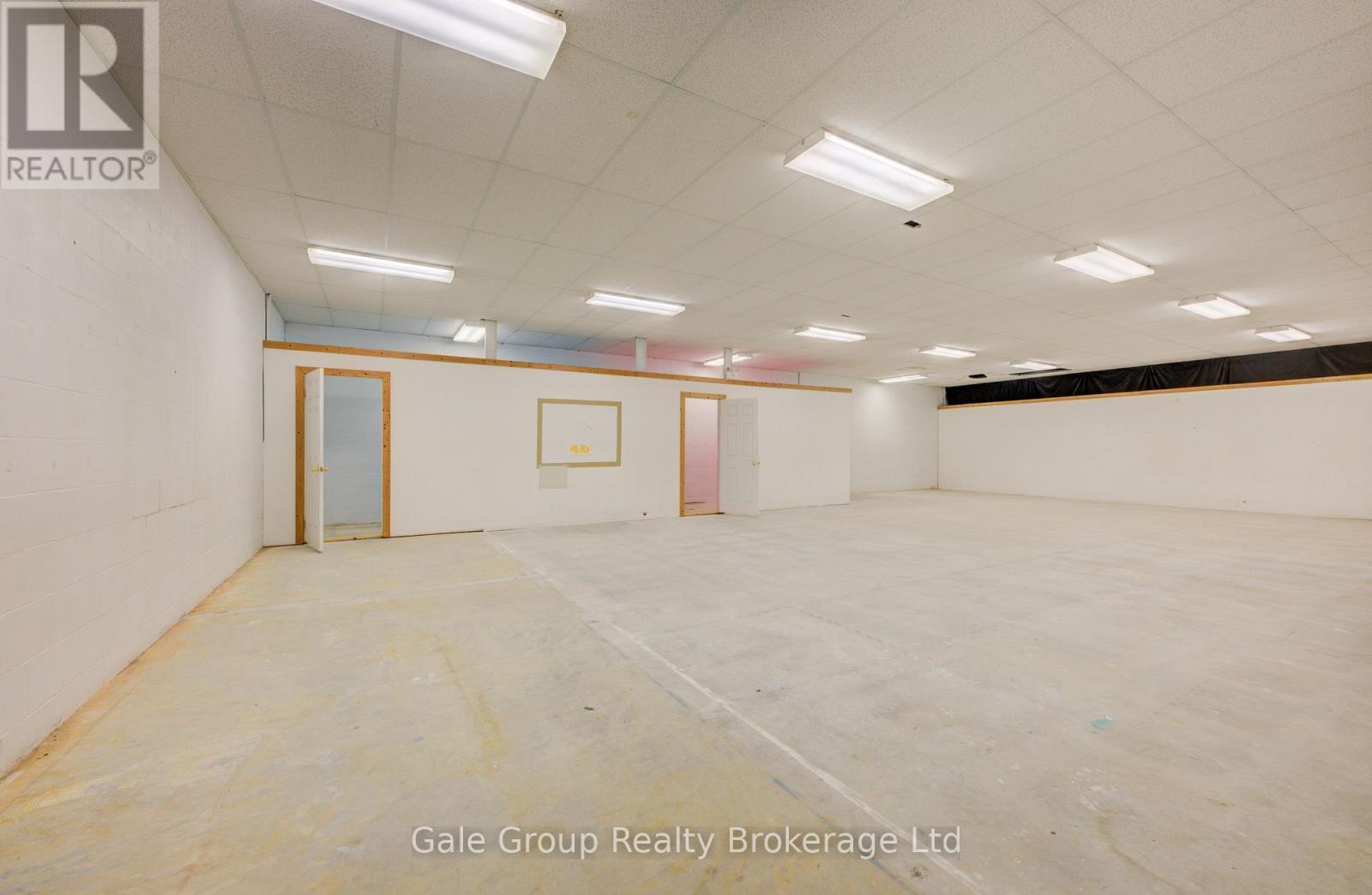 220 Springbank Avenue N, Woodstock (Woodstock - North), ON