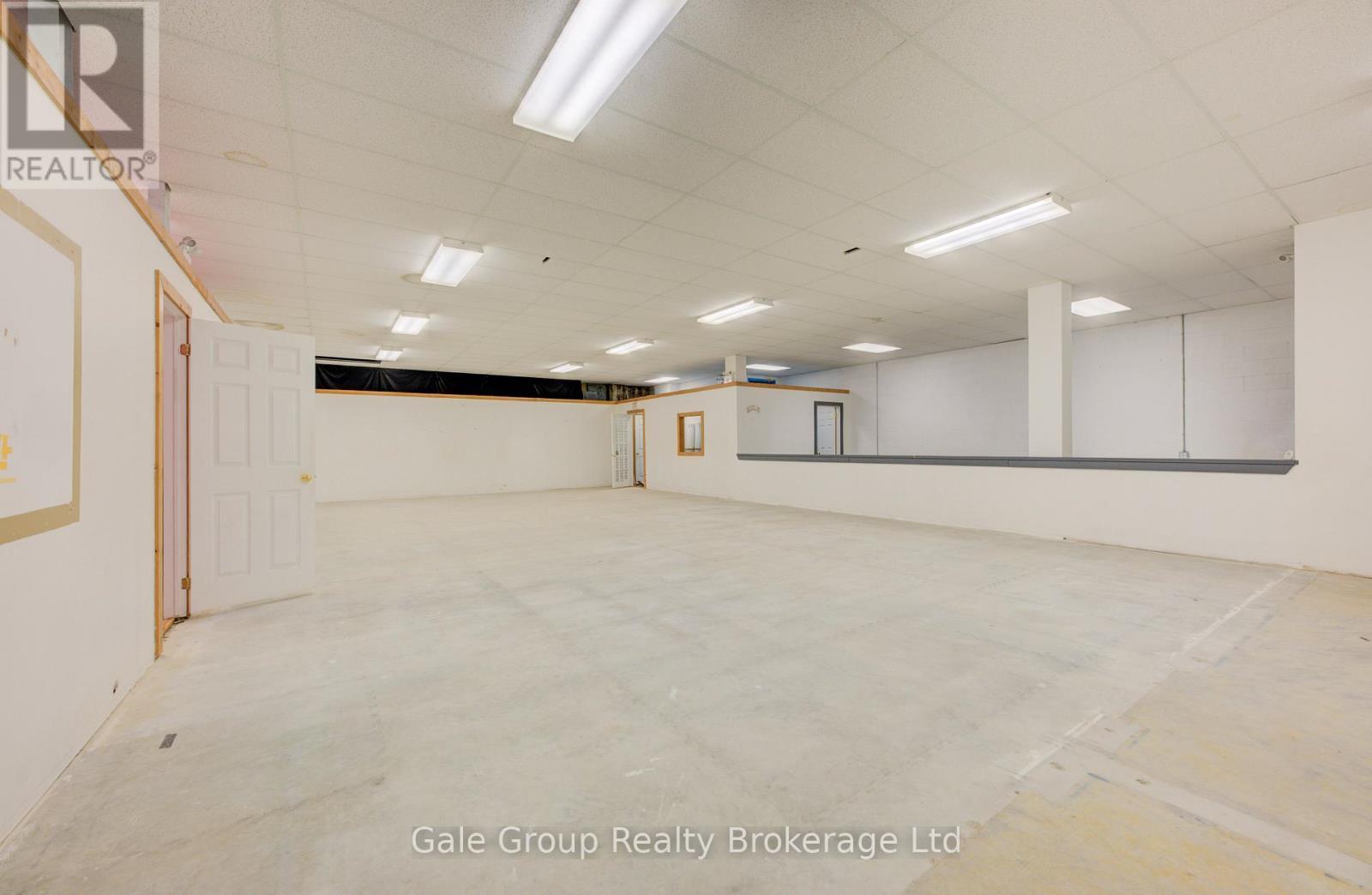 220 Springbank Avenue N, Woodstock (Woodstock - North), ON