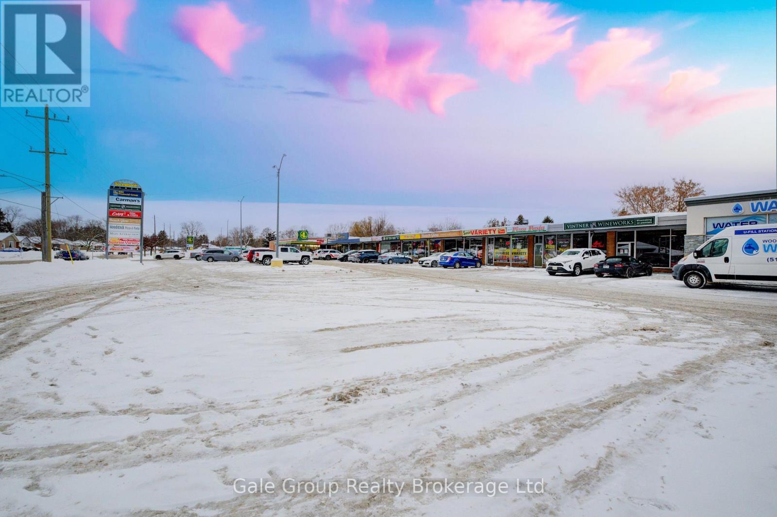 220 Springbank Avenue N, Woodstock (Woodstock - North), ON