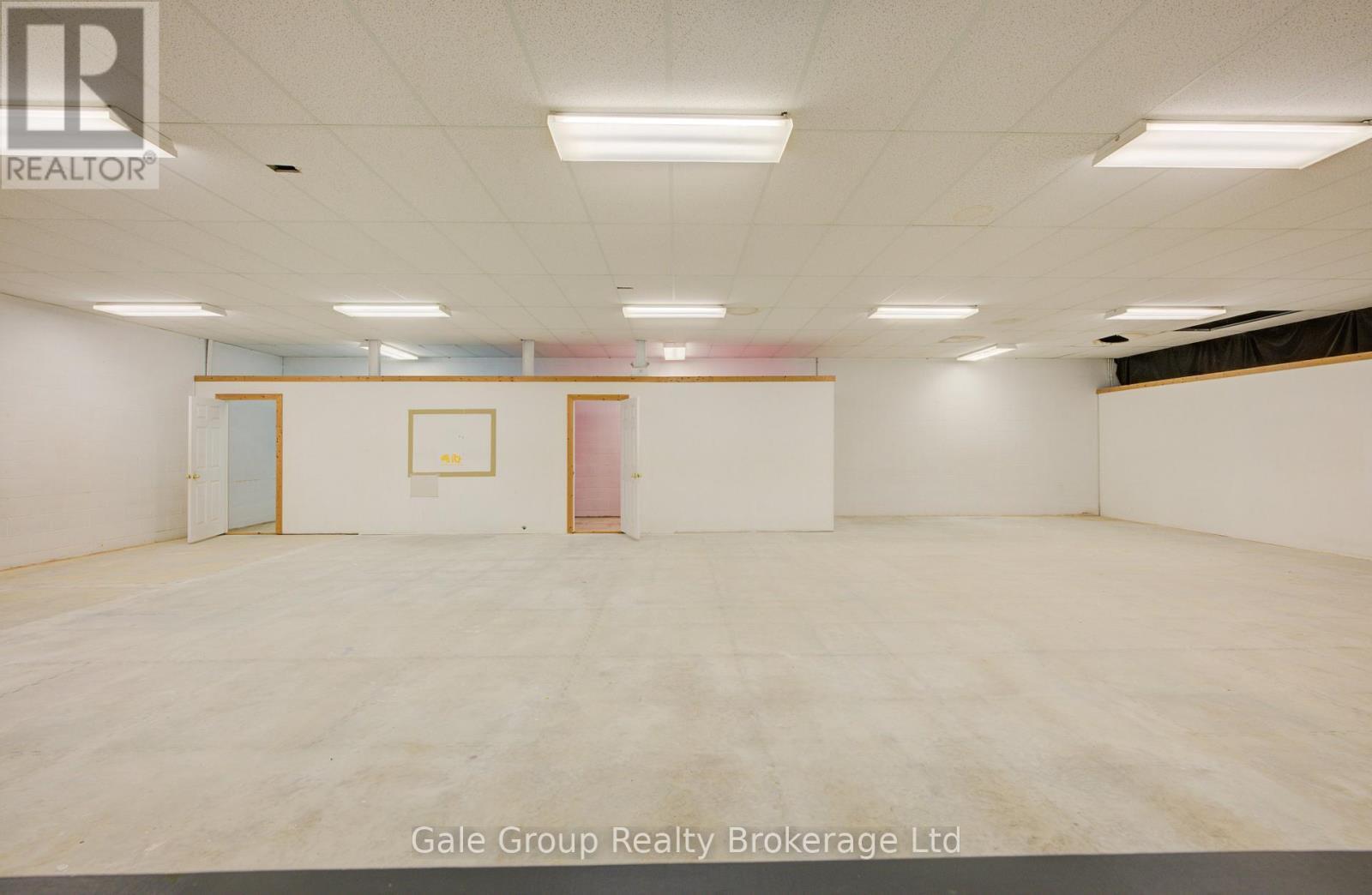 220 Springbank Avenue N, Woodstock (Woodstock - North), ON