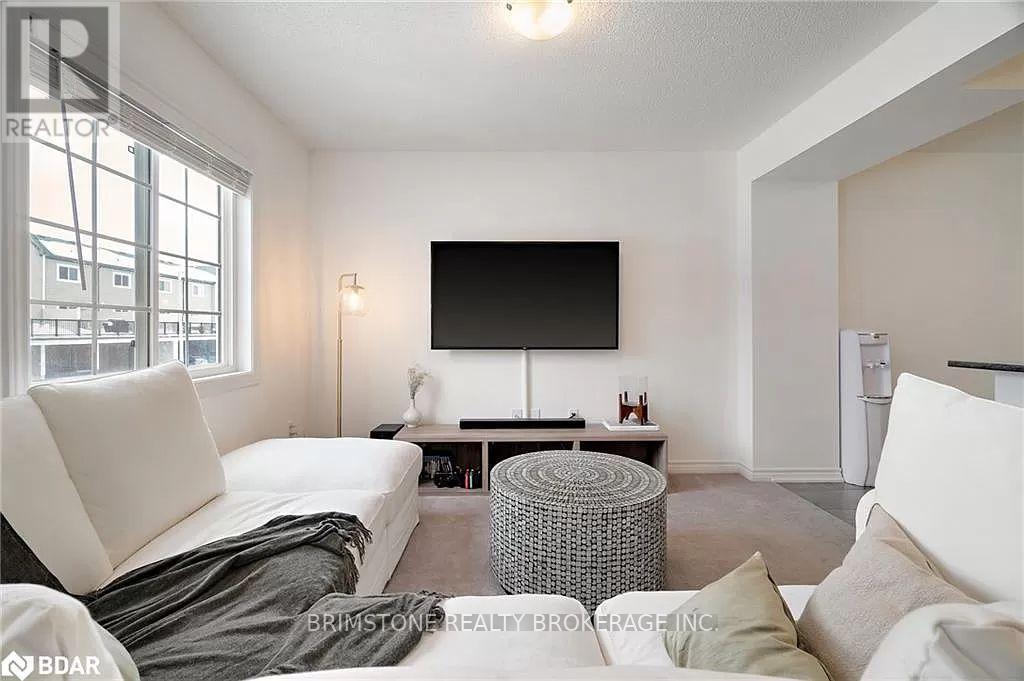 46 Andean Lane, Barrie, ON - Indoor