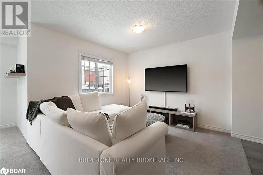 46 Andean Lane, Barrie, ON - Indoor