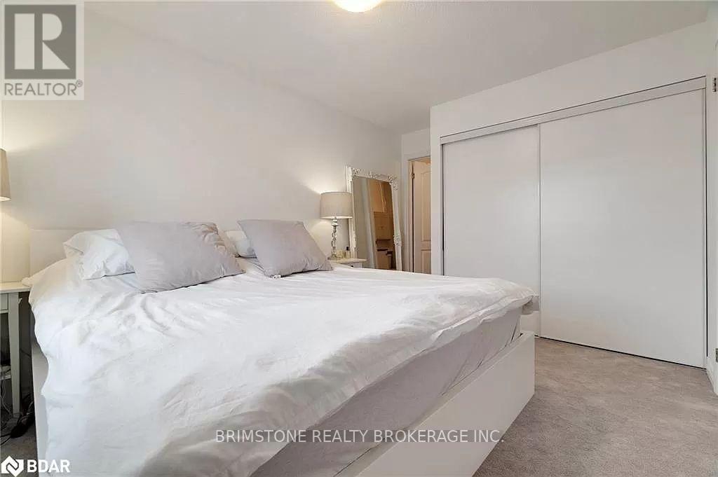 46 Andean Lane, Barrie, ON - Indoor Photo Showing Bedroom