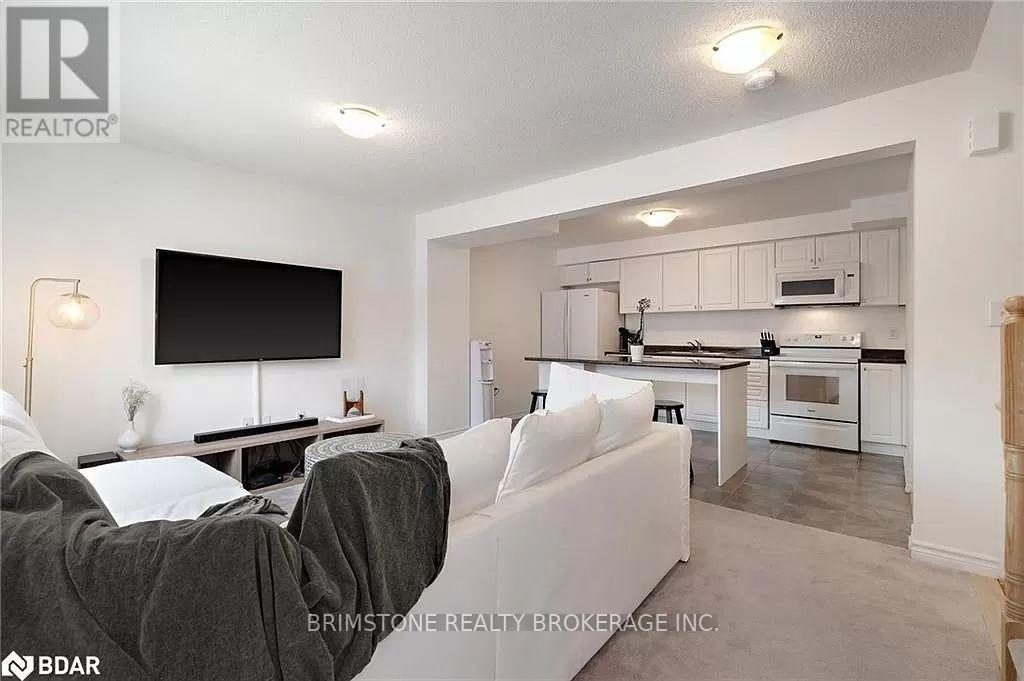 46 Andean Lane, Barrie, ON - Indoor Photo Showing Other Room