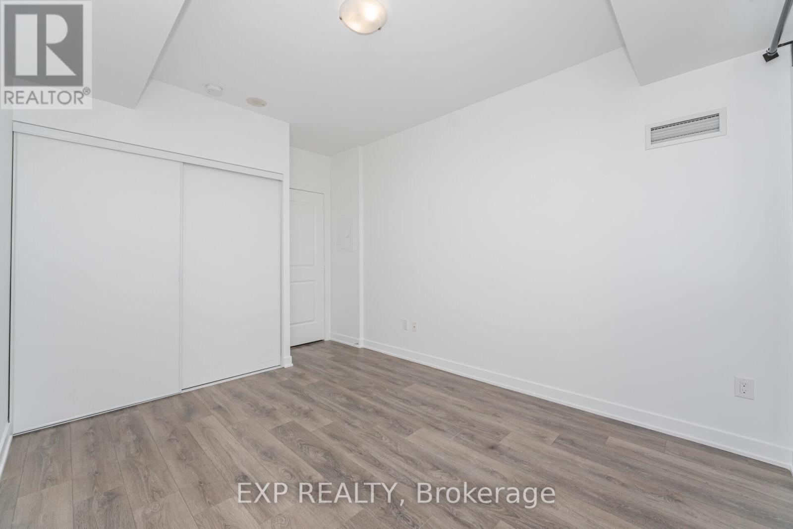 1205 - 4633 Glen Erin Drive, Mississauga, ON - Indoor Photo Showing Other Room