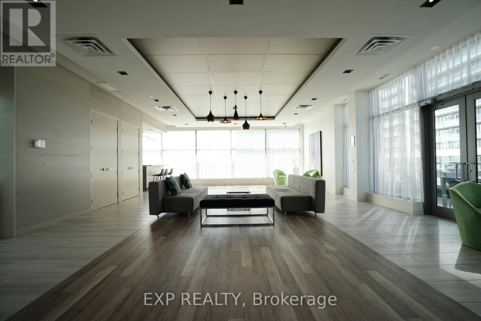 1205 - 4633 Glen Erin Drive, Mississauga, ON - Indoor Photo Showing Other Room