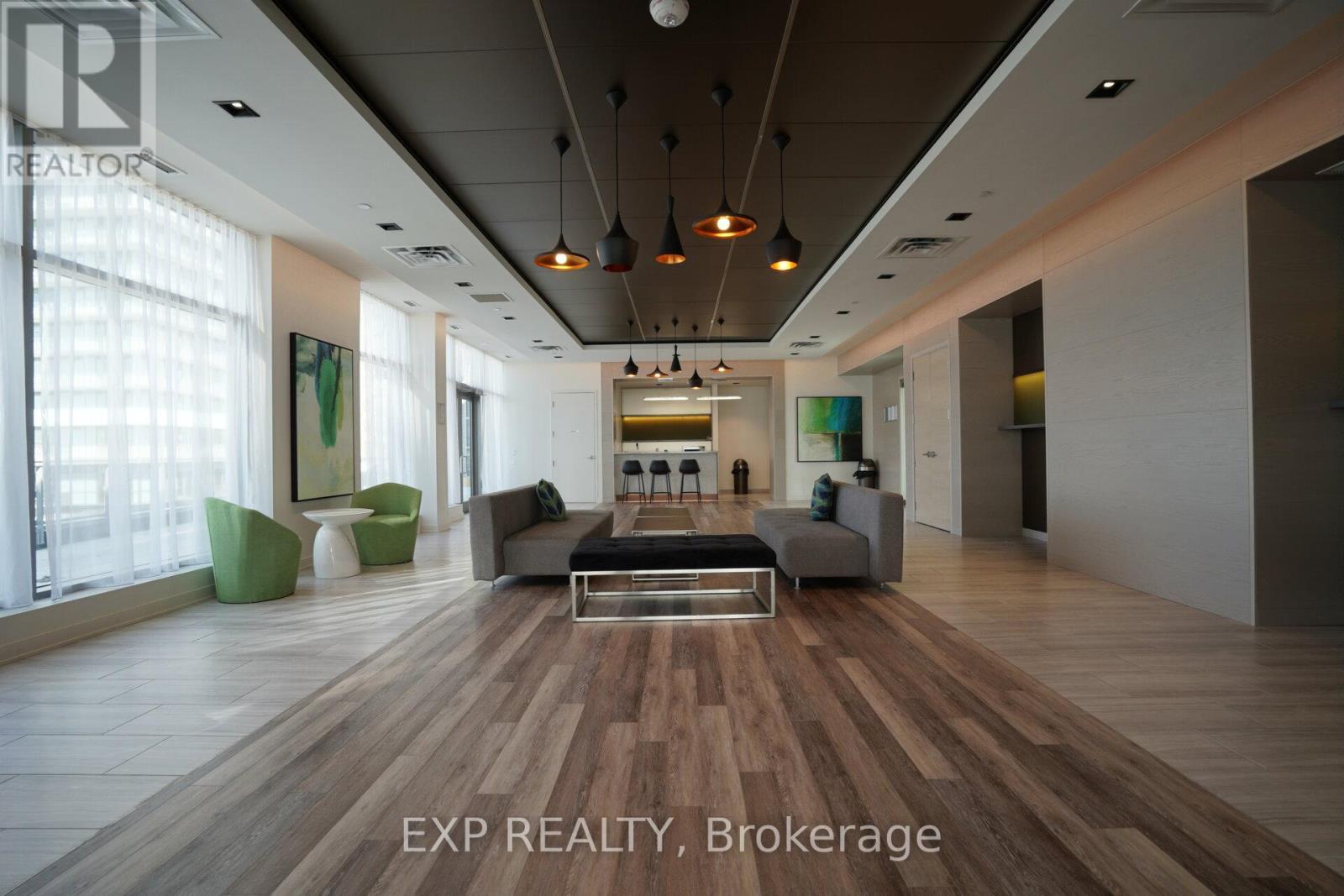 1205 - 4633 Glen Erin Drive, Mississauga, ON - Indoor Photo Showing Other Room