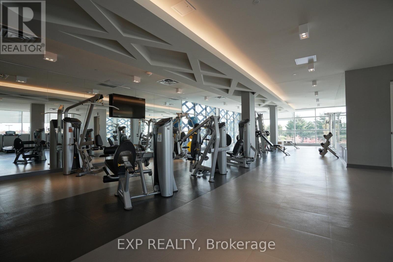 1205 - 4633 Glen Erin Drive, Mississauga, ON - Indoor Photo Showing Gym Room