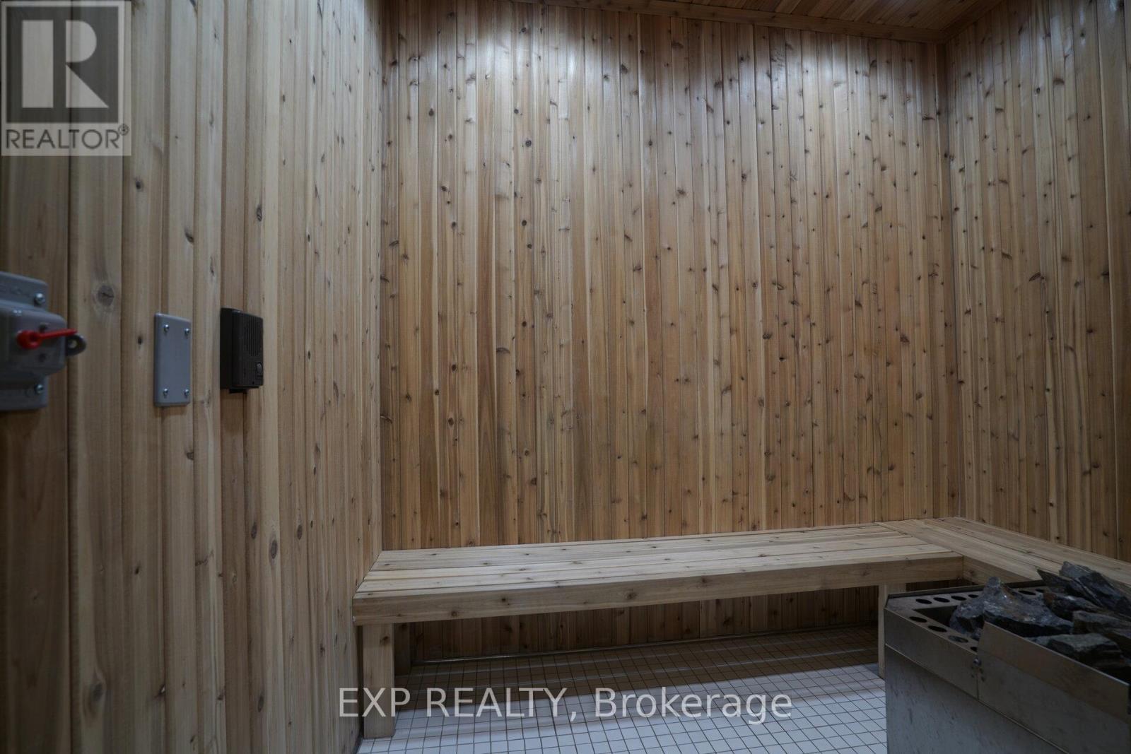 1205 - 4633 Glen Erin Drive, Mississauga, ON - Indoor Photo Showing Other Room