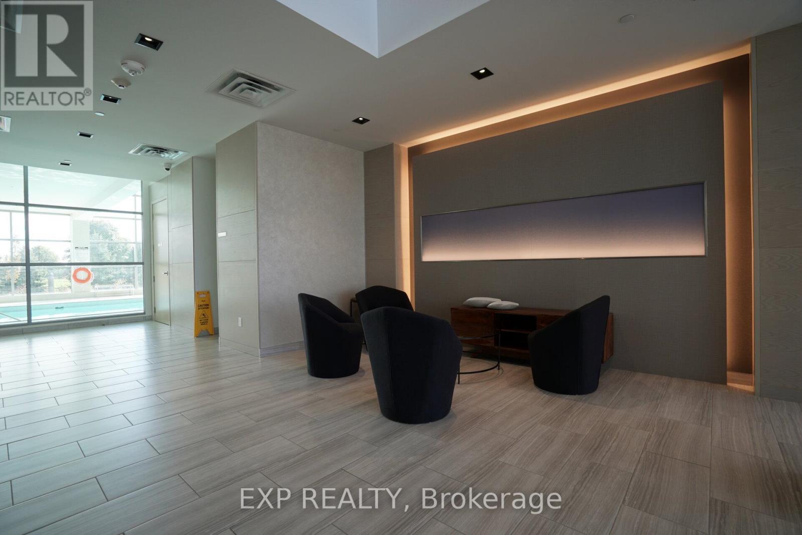 1205 - 4633 Glen Erin Drive, Mississauga, ON - Indoor Photo Showing Other Room