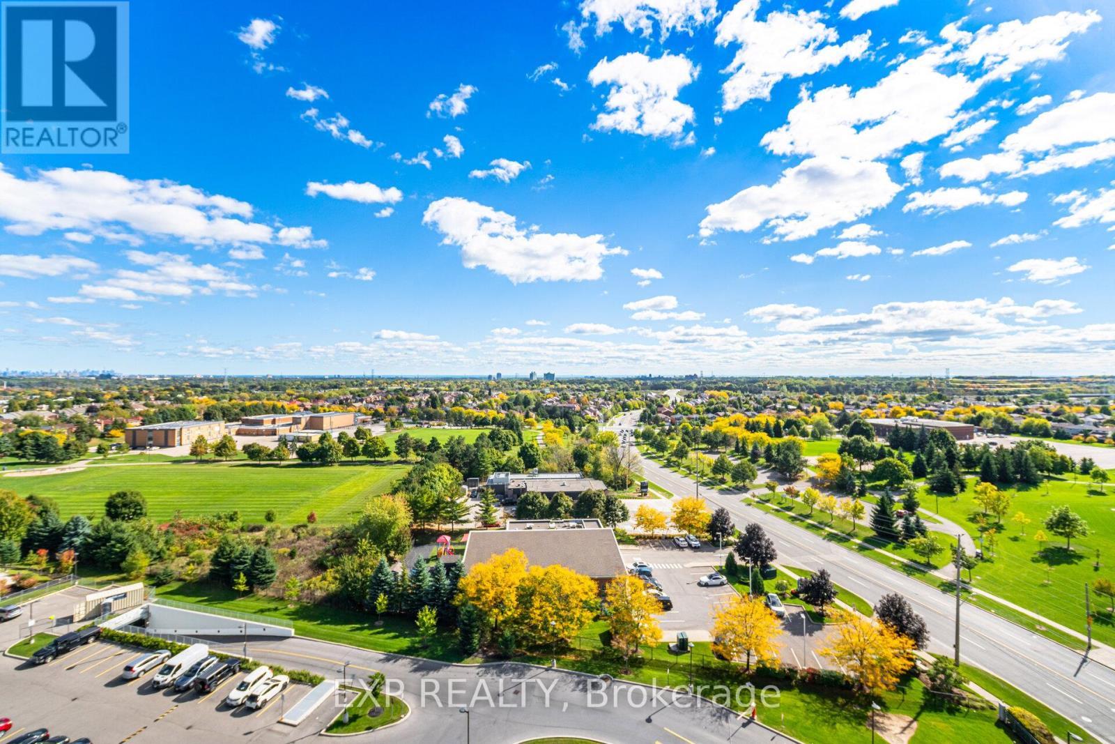 1205 - 4633 Glen Erin Drive, Mississauga, ON - Outdoor With View