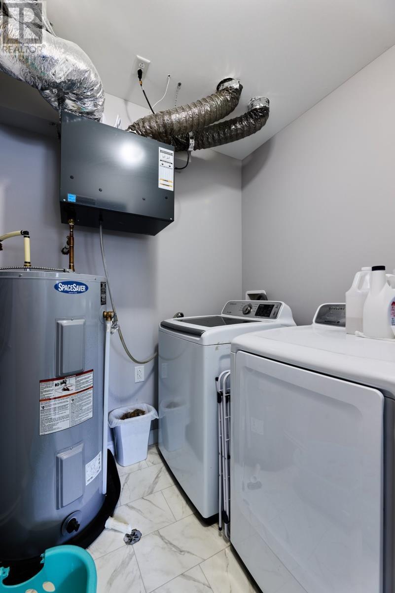 110 Acharya Drive, Paradise, NL - Indoor Photo Showing Laundry Room
