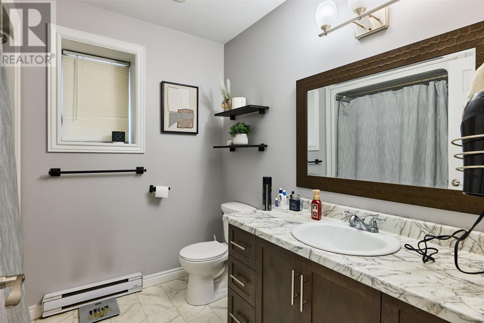 110 Acharya Drive, Paradise, NL - Indoor Photo Showing Bathroom