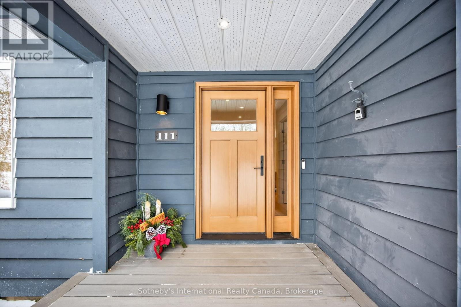 111 Patricia Drive, Blue Mountains, ON - Outdoor With Exterior