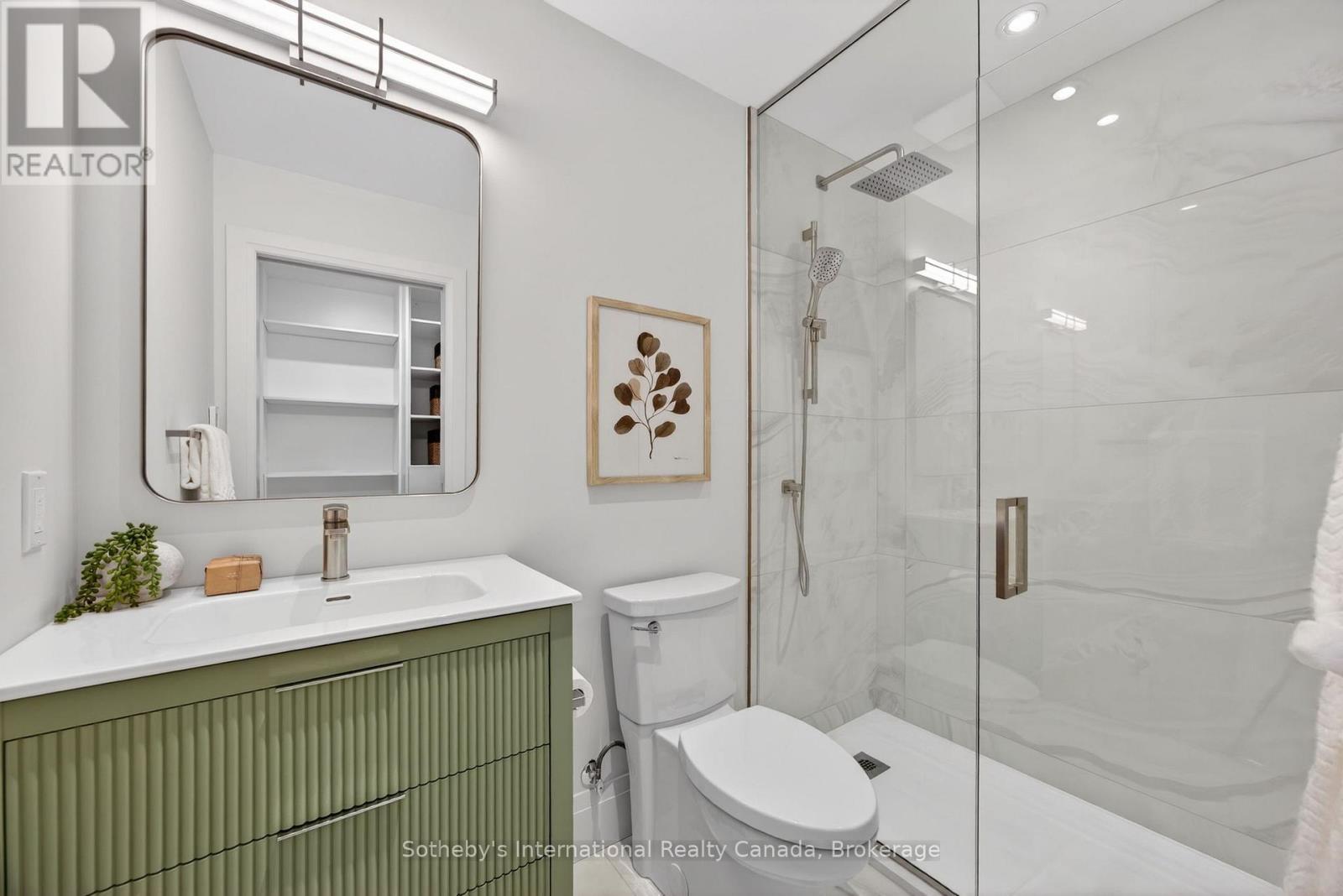111 Patricia Drive, Blue Mountains, ON - Indoor Photo Showing Bathroom