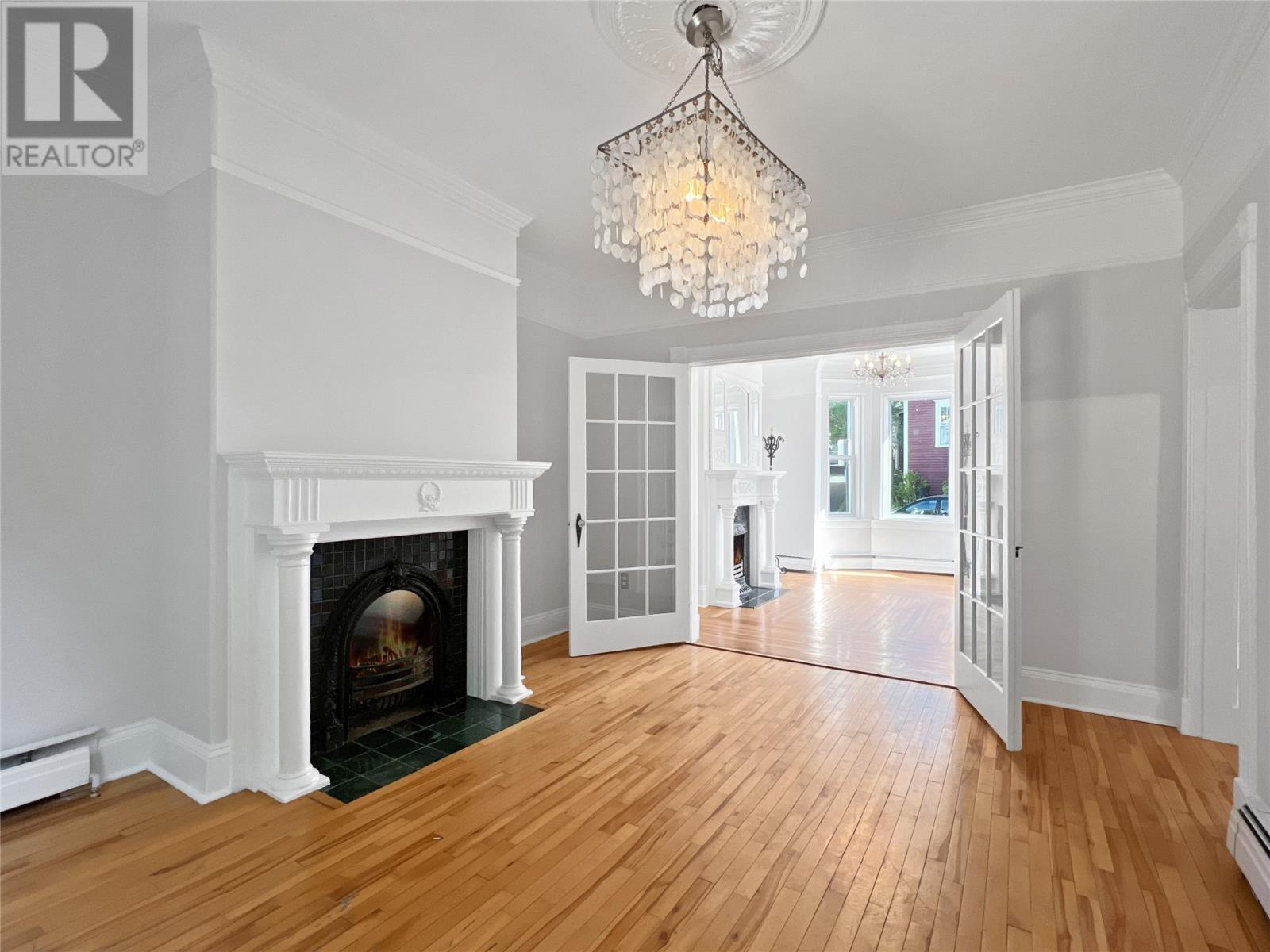 114 Circular Road, St. John'S, NL - Indoor With Fireplace