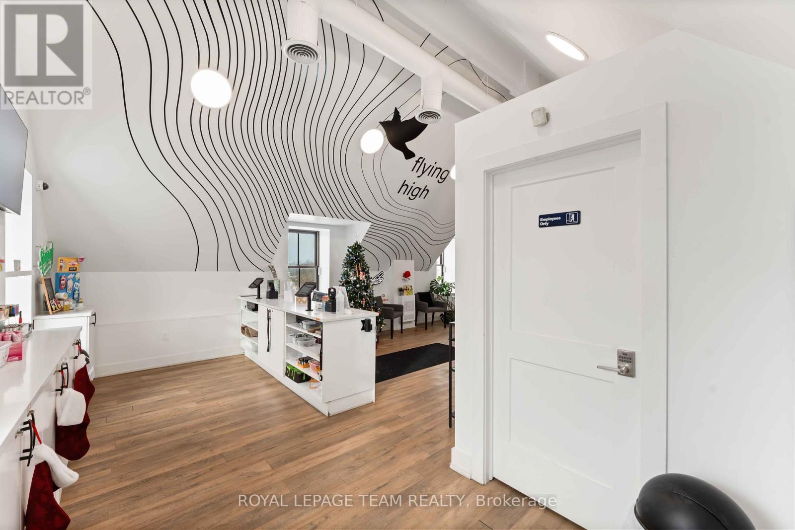 806 March Road E, Ottawa, ON