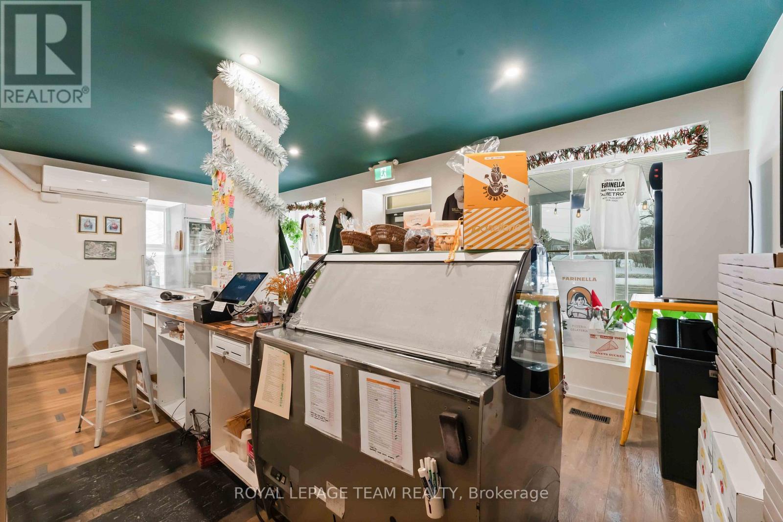 806 March Road E, Ottawa, ON