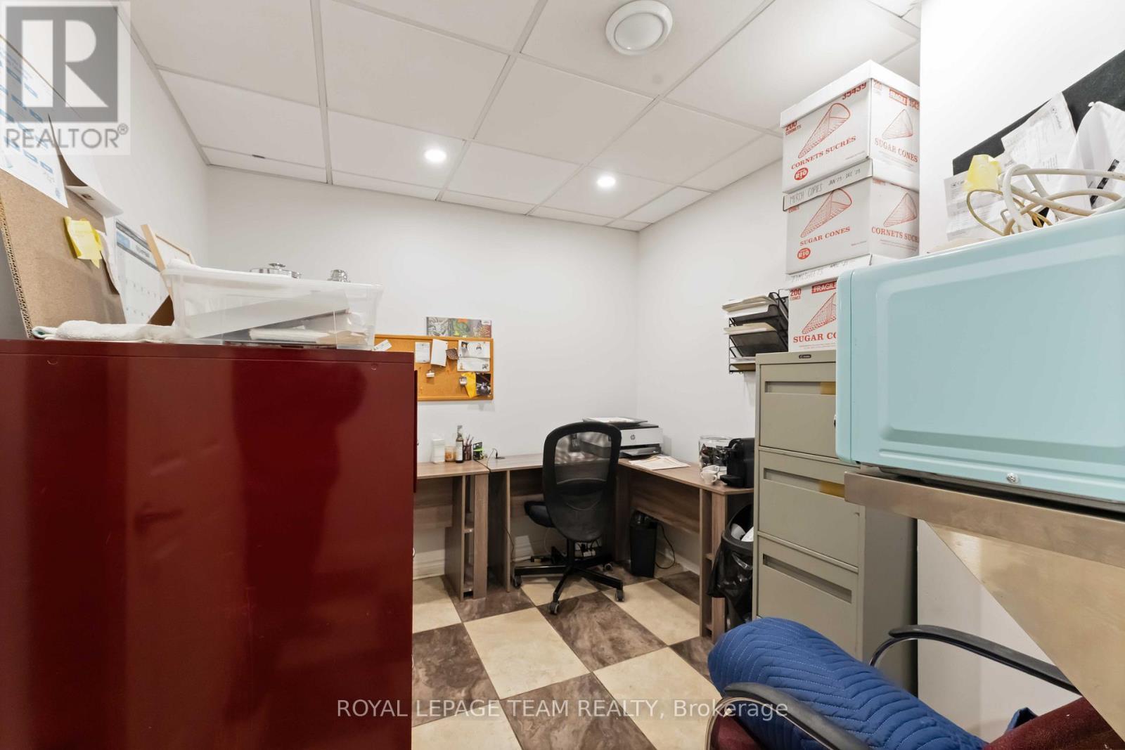 806 March Road E, Ottawa, ON