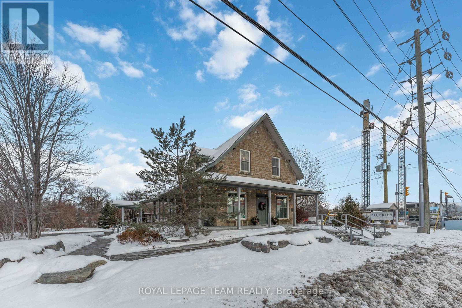 806 March Road E, Ottawa, ON