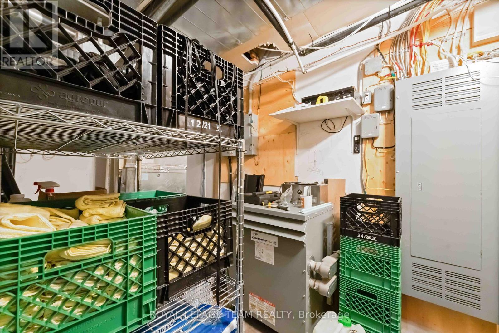 806 March Road E, Ottawa, ON