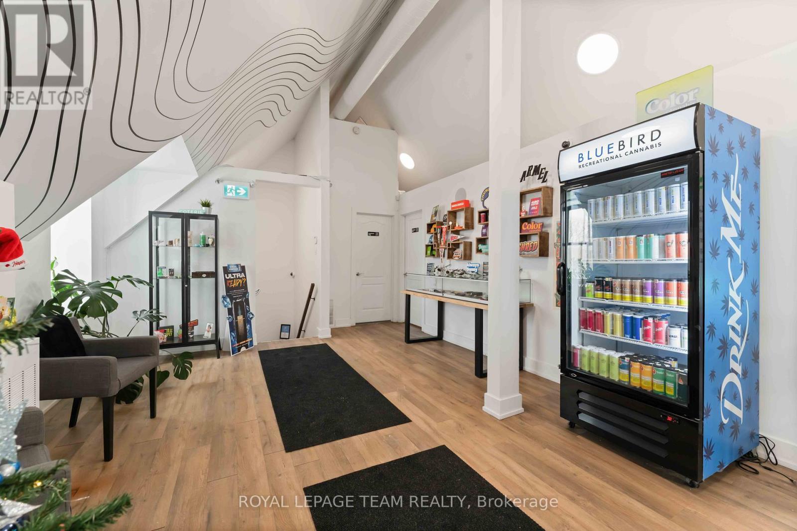 806 March Road E, Ottawa, ON