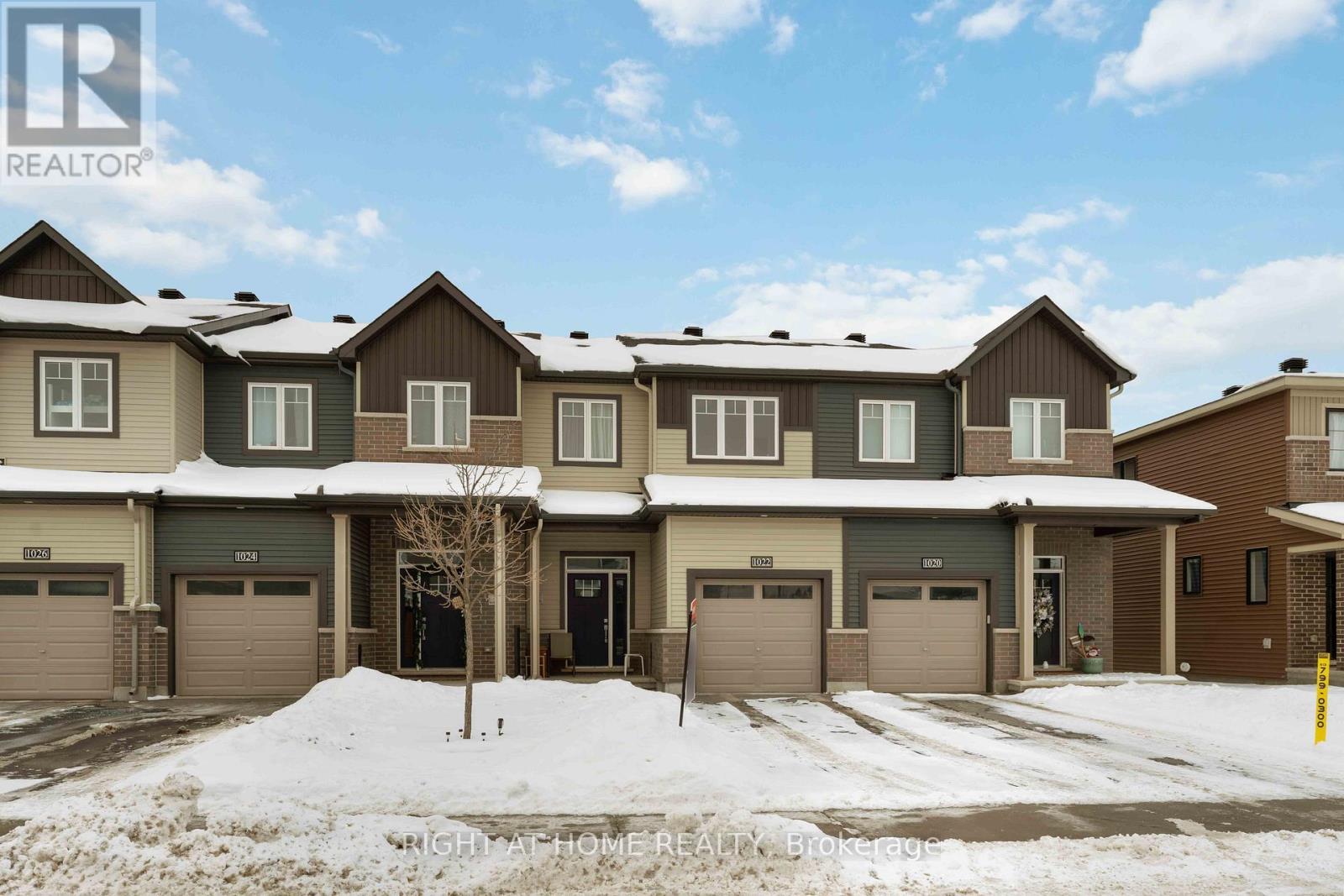 1022 Ballyhale Heights, Ottawa, ON - Outdoor With Facade