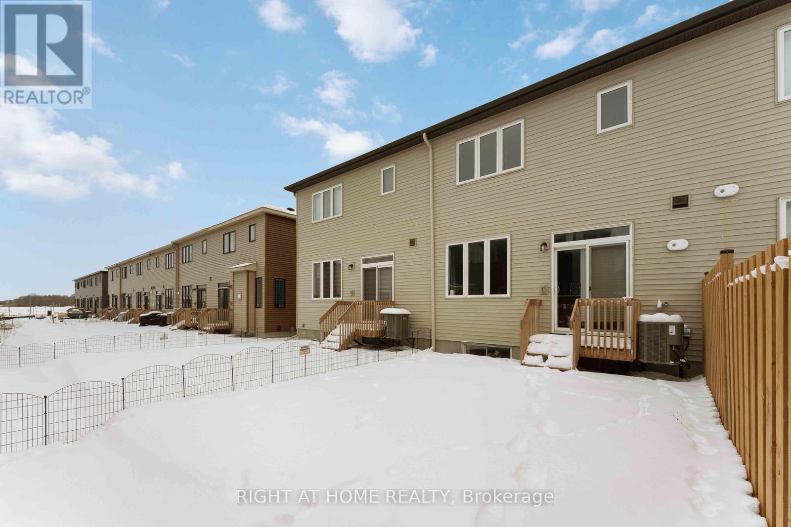 1022 Ballyhale Heights, Ottawa, ON - Outdoor With Exterior