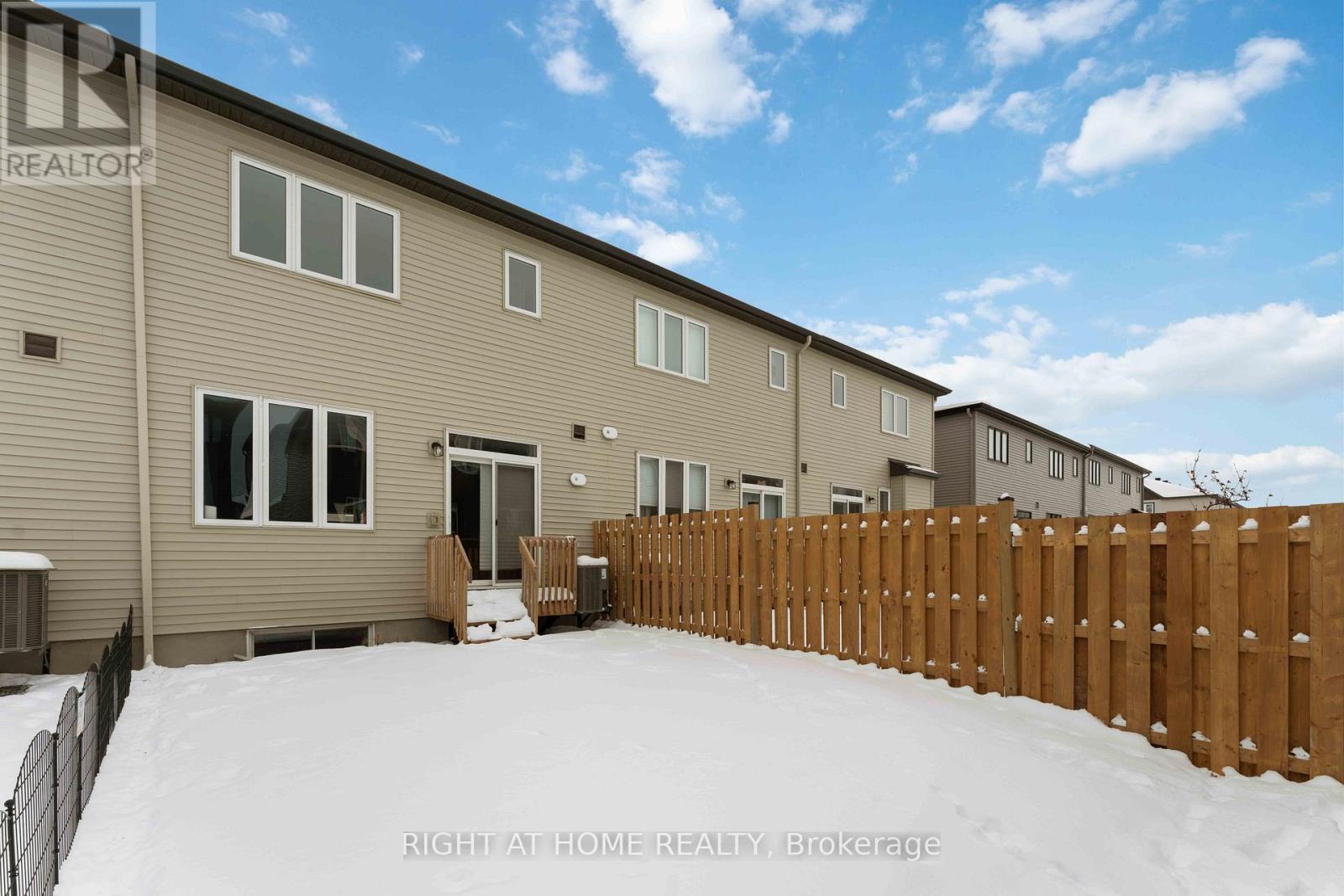 1022 Ballyhale Heights, Ottawa, ON - Outdoor With Exterior