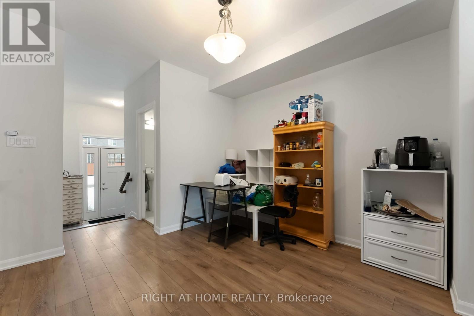 1022 Ballyhale Heights, Ottawa, ON - Indoor