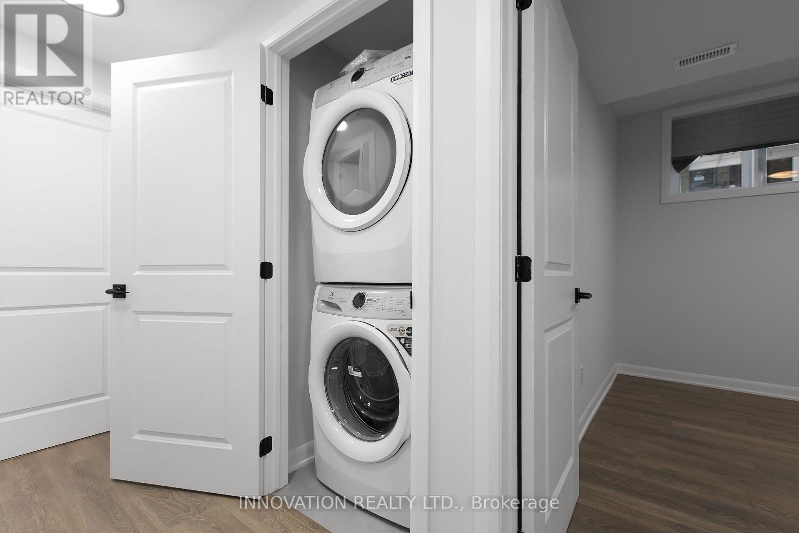 32 - 301 Glenroy Gilbert Drive, Ottawa, ON - Indoor Photo Showing Laundry Room