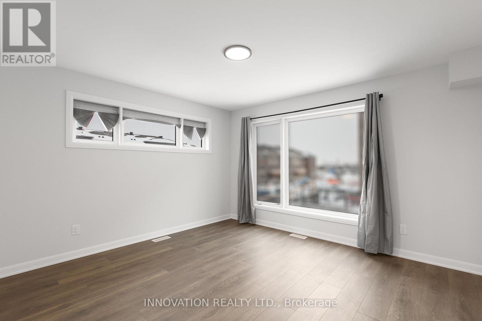 32 - 301 Glenroy Gilbert Drive, Ottawa, ON - Indoor Photo Showing Other Room