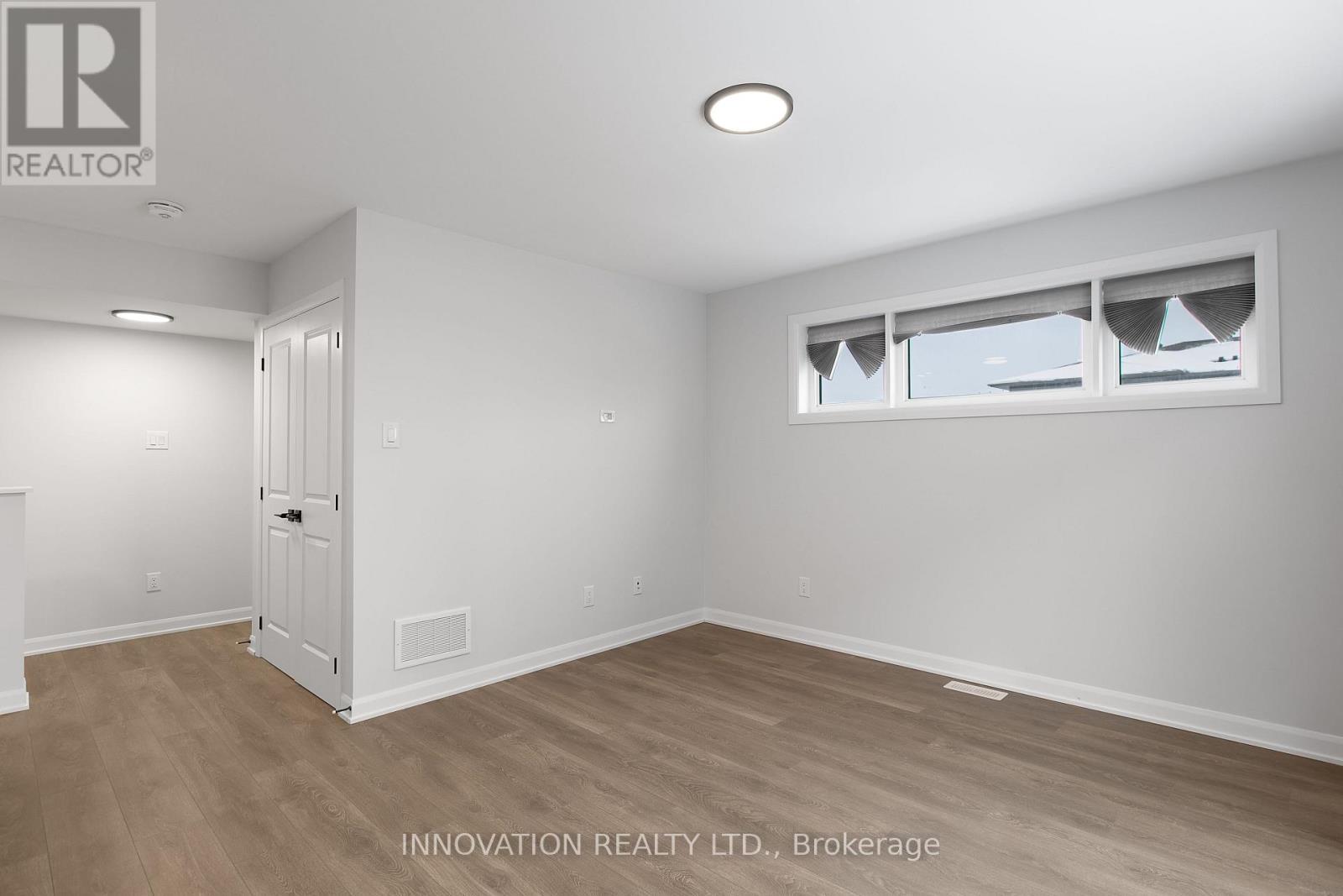 32 - 301 Glenroy Gilbert Drive, Ottawa, ON - Indoor Photo Showing Other Room