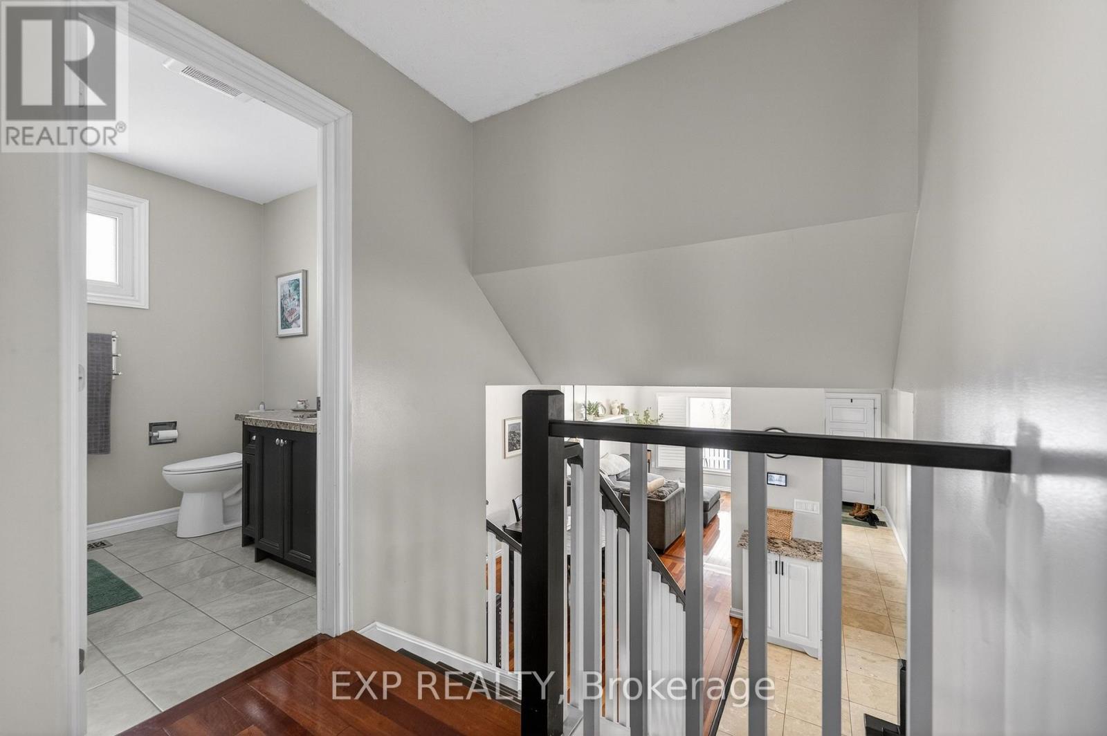 431 Rexford Drive, Hamilton (Randall), ON - Indoor