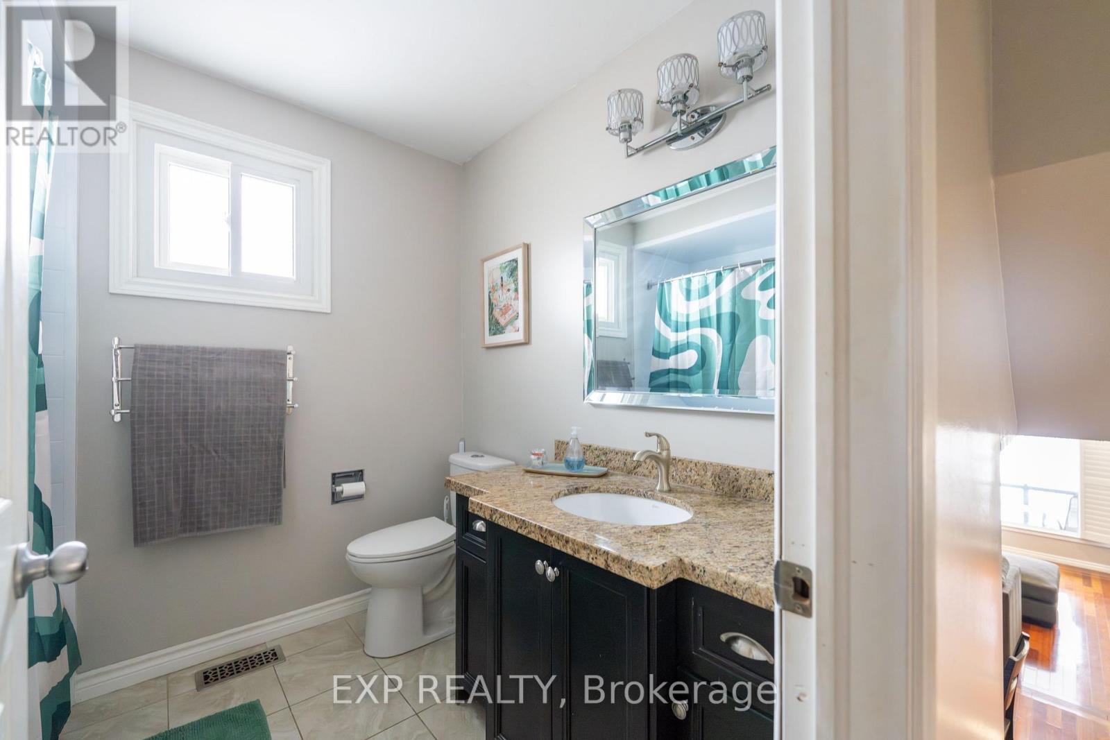 431 Rexford Drive, Hamilton (Randall), ON - Indoor Photo Showing Bathroom