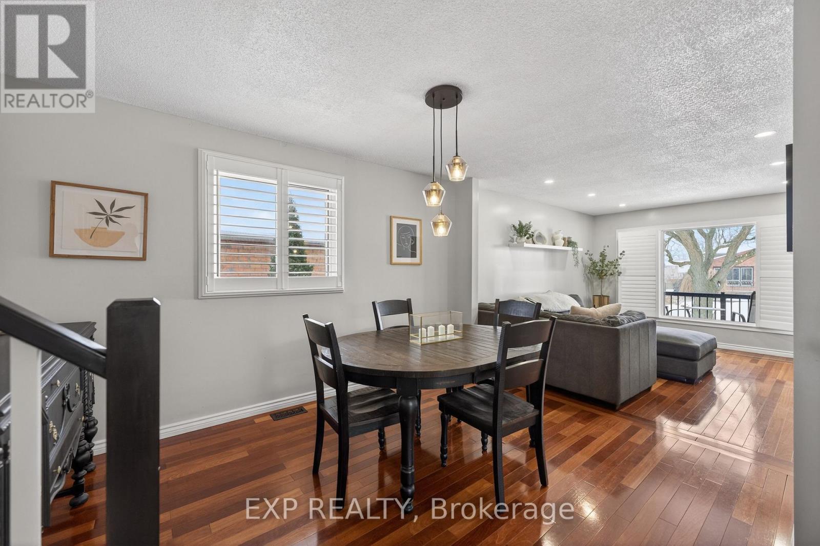 431 Rexford Drive, Hamilton (Randall), ON - Indoor Photo Showing Dining Room