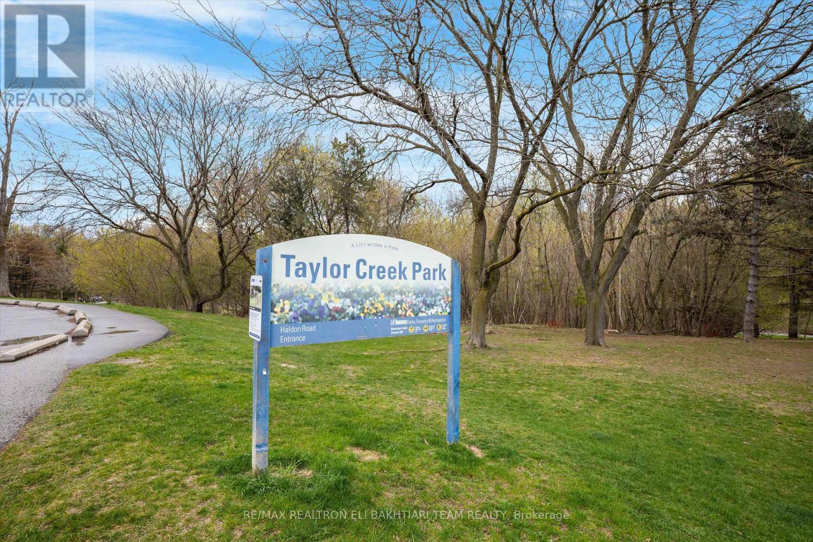 43 King Edward Avenue, Toronto, ON - Outdoor With View