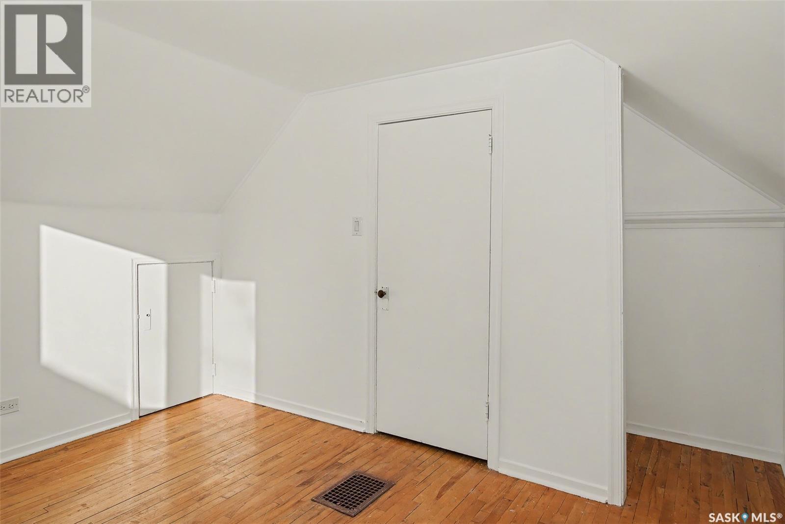 22 Elizabeth Crescent, Regina, SK - Indoor Photo Showing Other Room