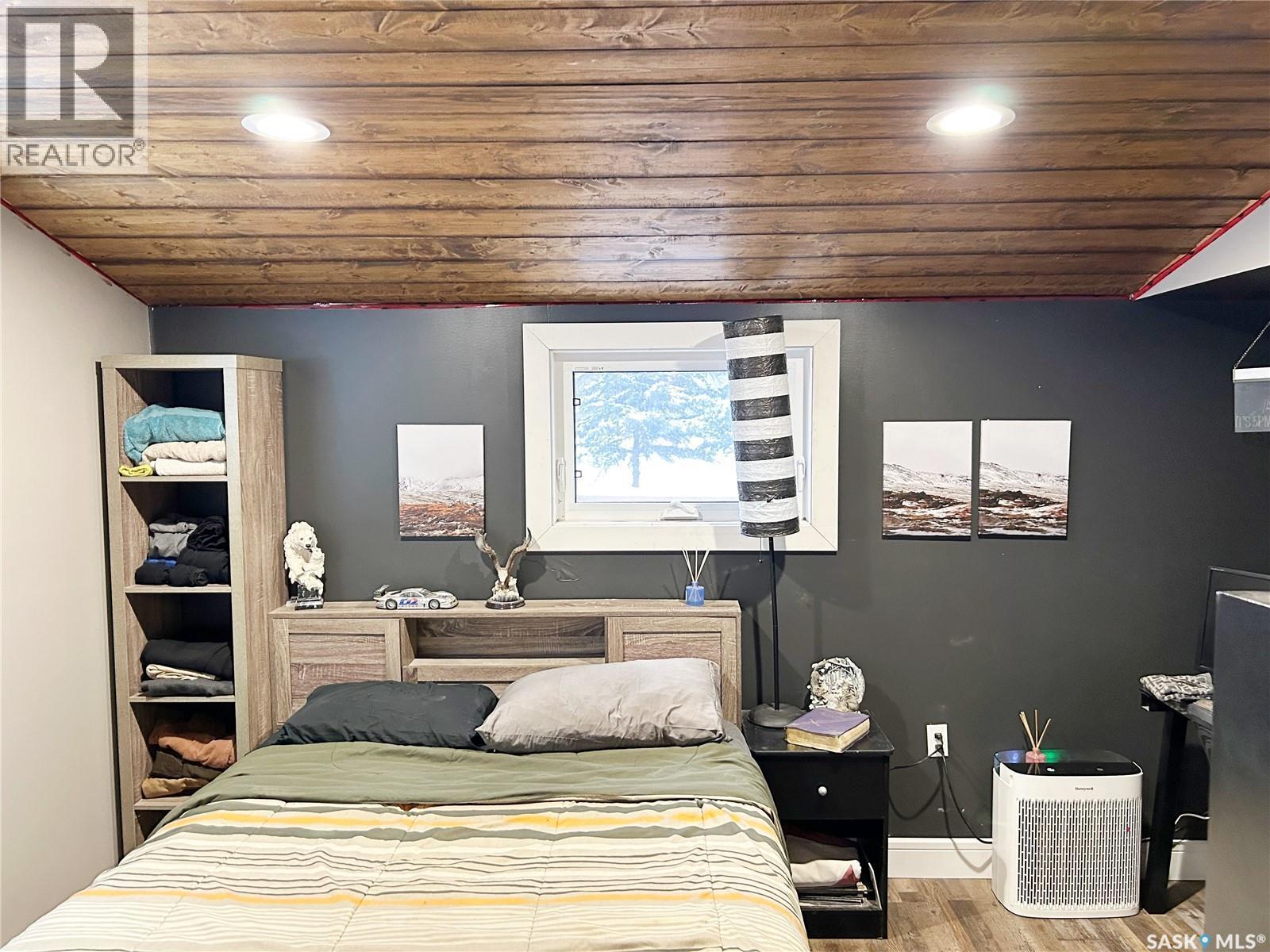 20 Second Avenue, Aylsham, SK - Indoor Photo Showing Bedroom