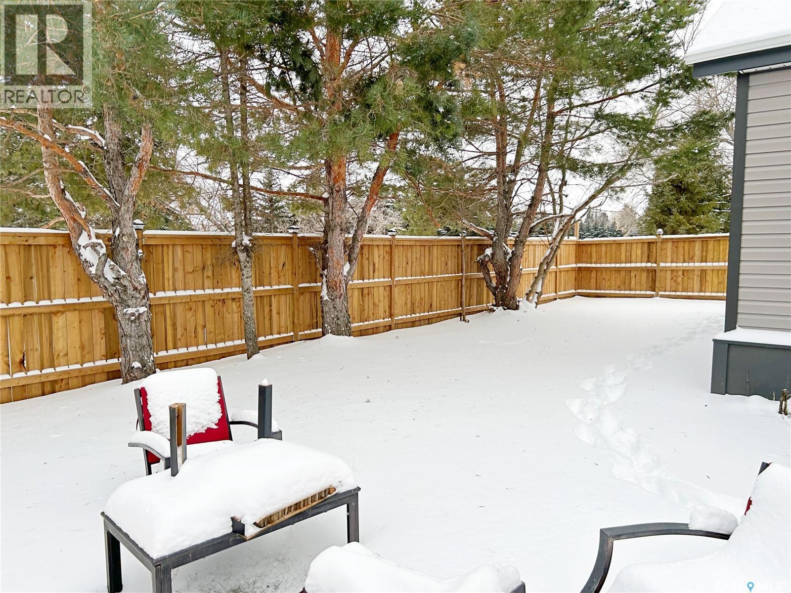 20 Second Avenue, Aylsham, SK - Outdoor