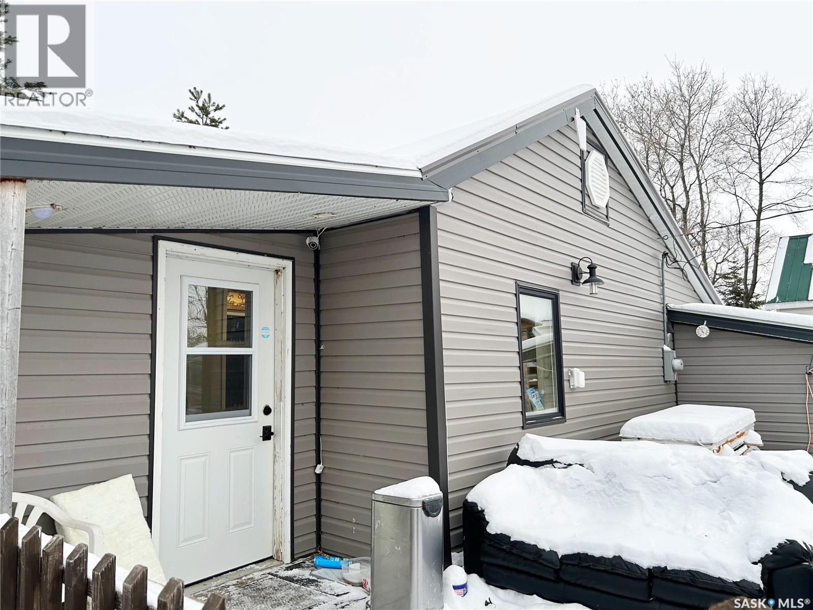 20 Second Avenue, Aylsham, SK - Outdoor With Exterior