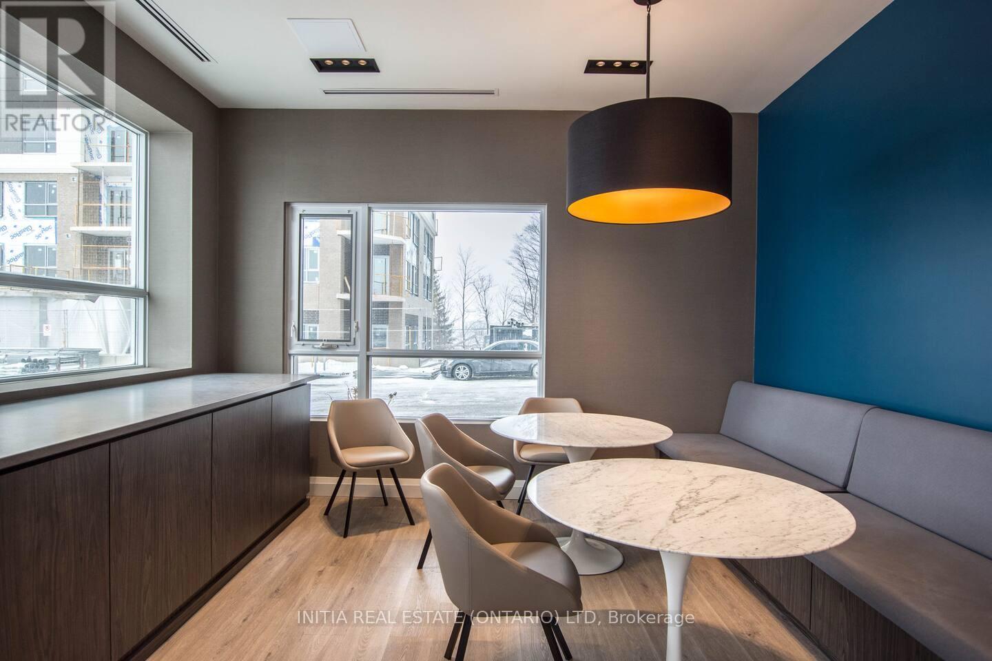 110 - 58 Lakeside Terrace, Barrie (Little Lake), ON - Indoor Photo Showing Dining Room