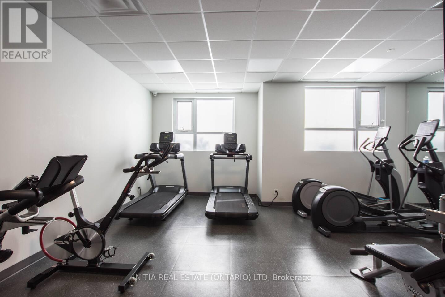 110 - 58 Lakeside Terrace, Barrie (Little Lake), ON - Indoor Photo Showing Gym Room