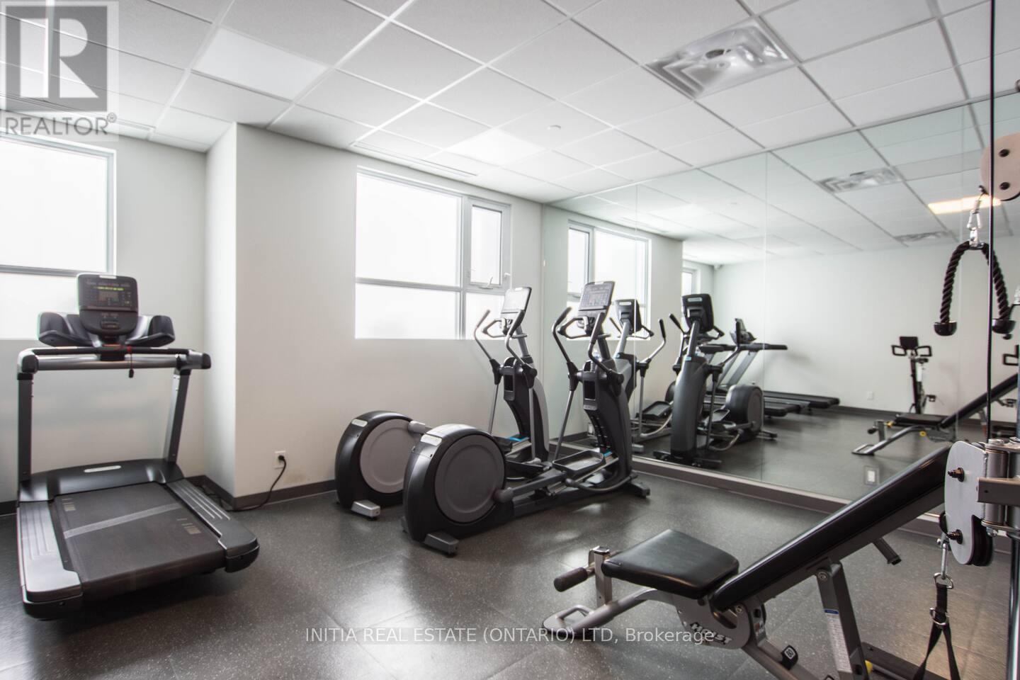 110 - 58 Lakeside Terrace, Barrie (Little Lake), ON - Indoor Photo Showing Gym Room