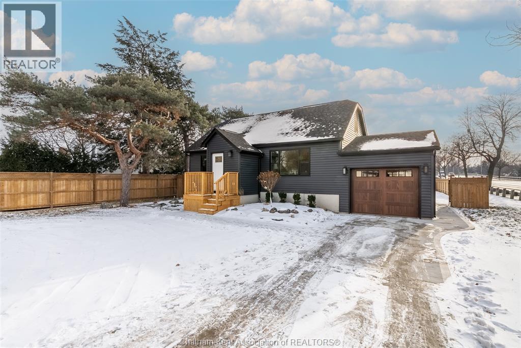 38 Mary Street, Chatham, ON - Outdoor