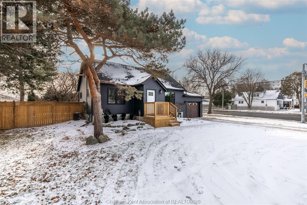 38 Mary Street, Chatham, ON - Outdoor