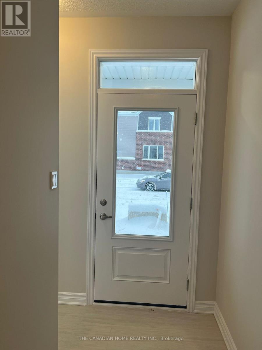 153 Ryan Reynolds Way, Ottawa, ON - Indoor Photo Showing Other Room